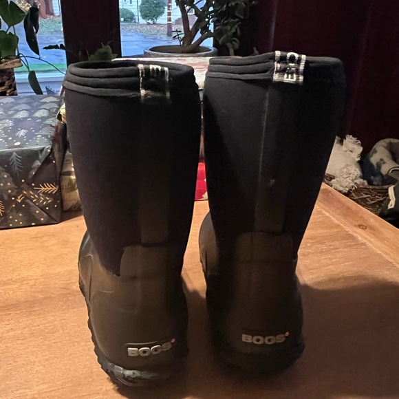 NEW WOMEN’S CLASSIC MID BOGS WATERPROOF BOOTS 6 - Picture 5 of 6